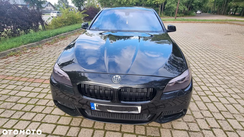BMW Seria 5 525d - 2