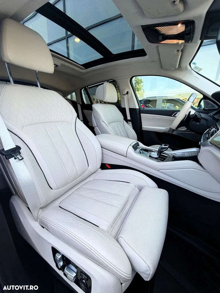 BMW X6 xDrive40i - 26