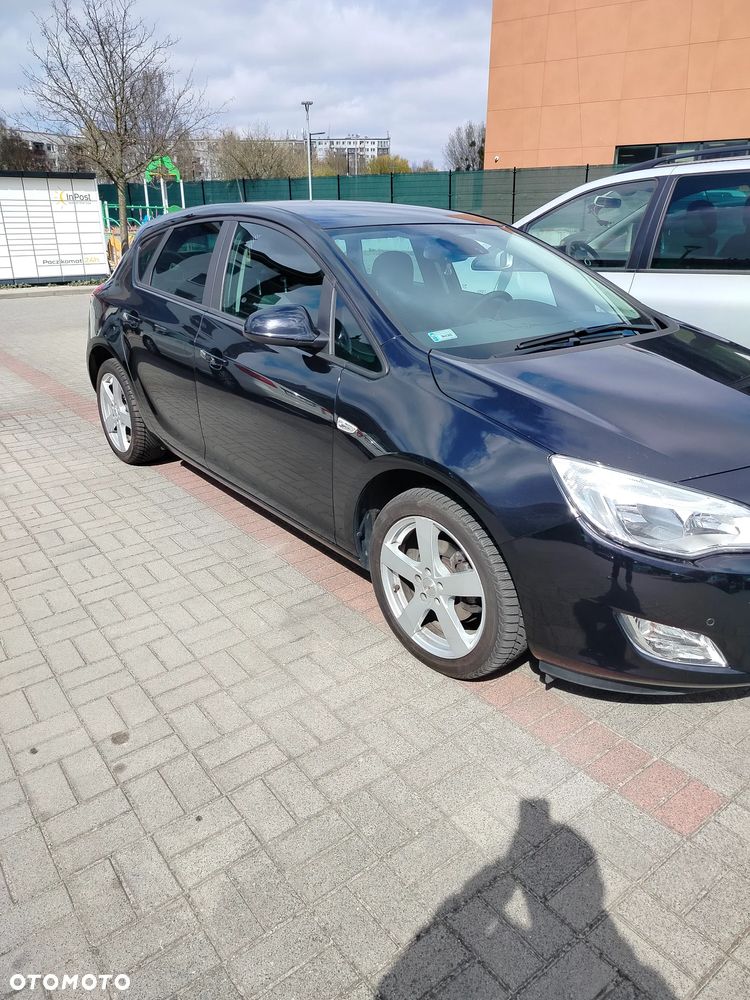 Opel Astra 1.4 Turbo - 1