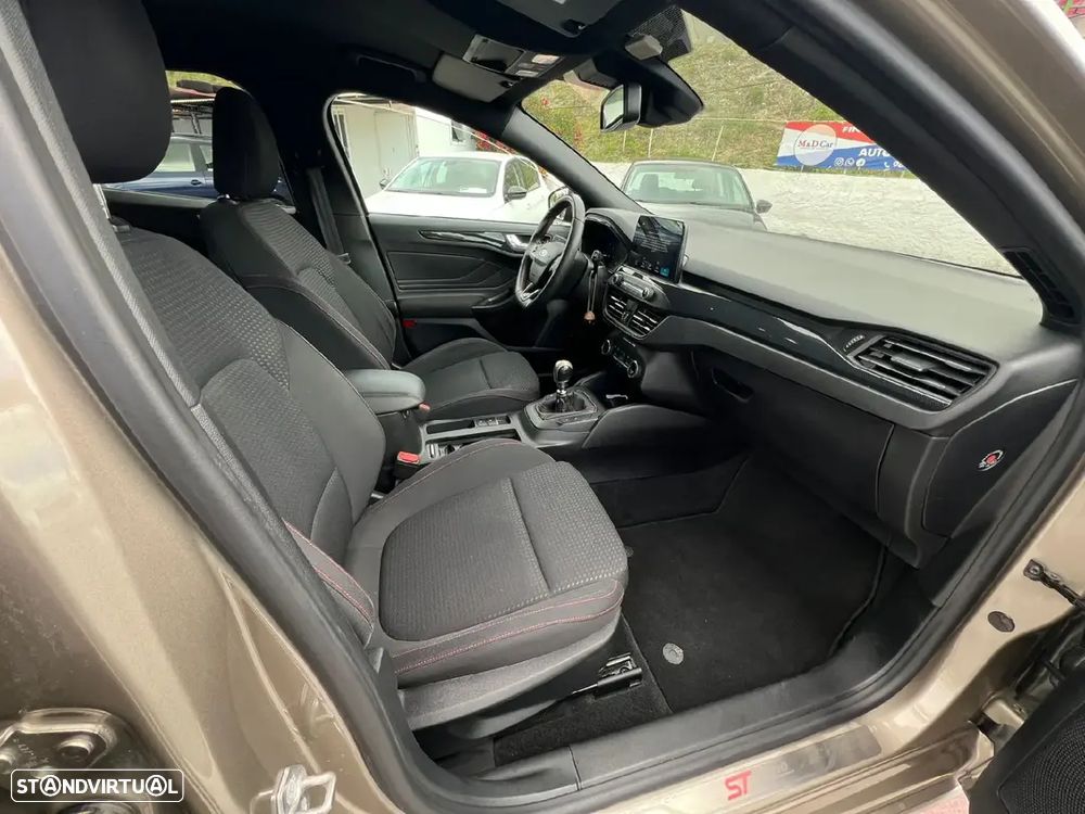 Ford Focus SW 1.5 TDCi EcoBlue ST-Line - 9