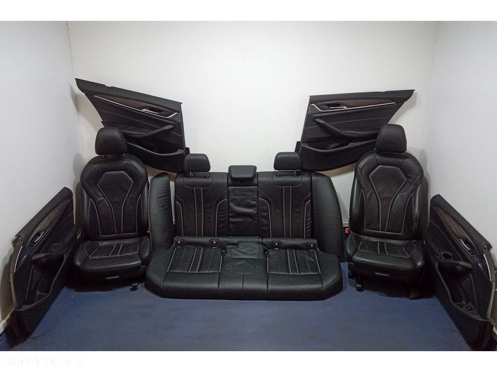 BMW 5 G30 SEDAN FOTELE KANAPA KOMPLET SPORT DAKOTA SCHWARZ LCFK - 1