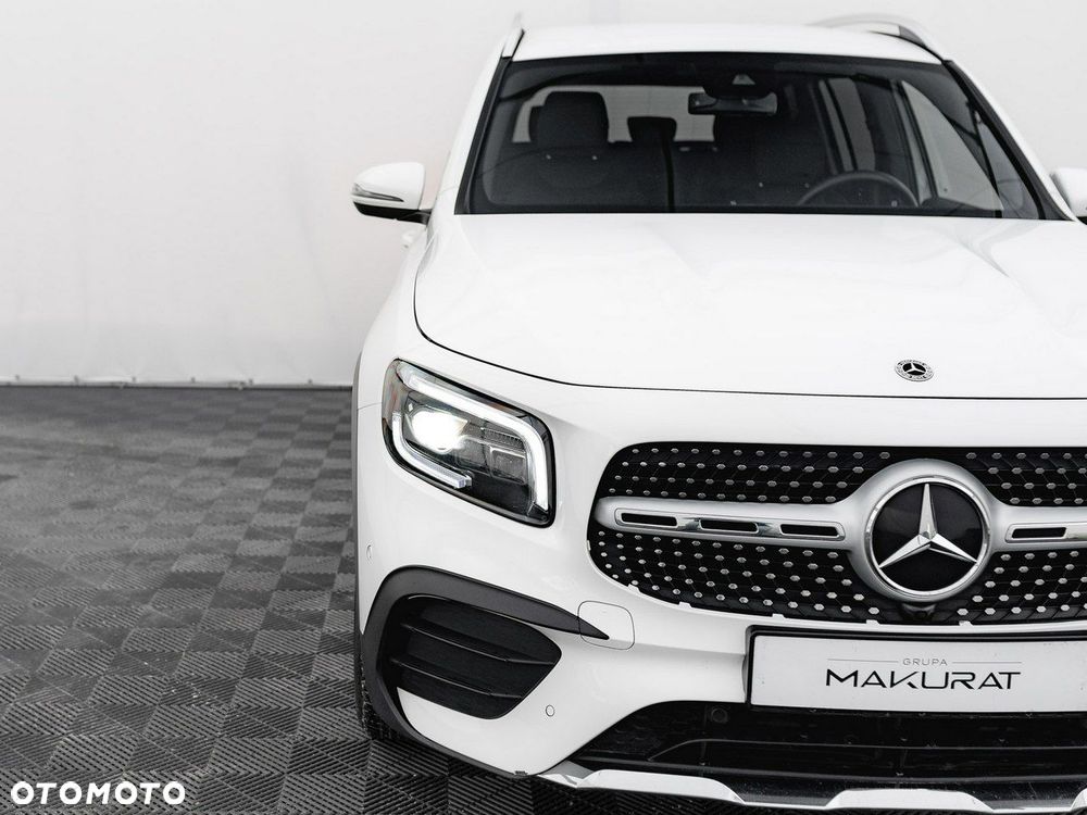 Mercedes-Benz GLB - 9