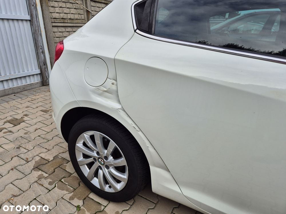 Alfa Romeo Giulietta 2.0 JTDM 16V TCT Turismo - 6