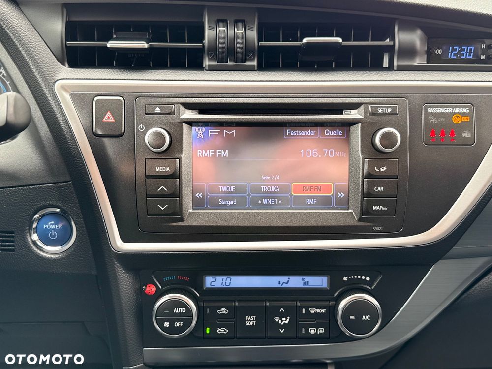 Toyota Auris - 21