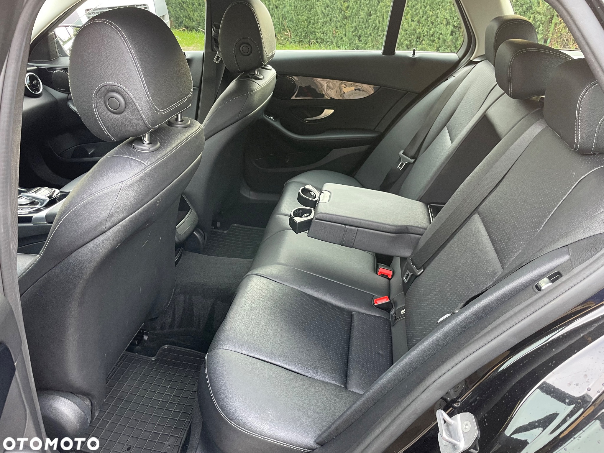 Mercedes-Benz Klasa C 220 d 9G-TRONIC - 13