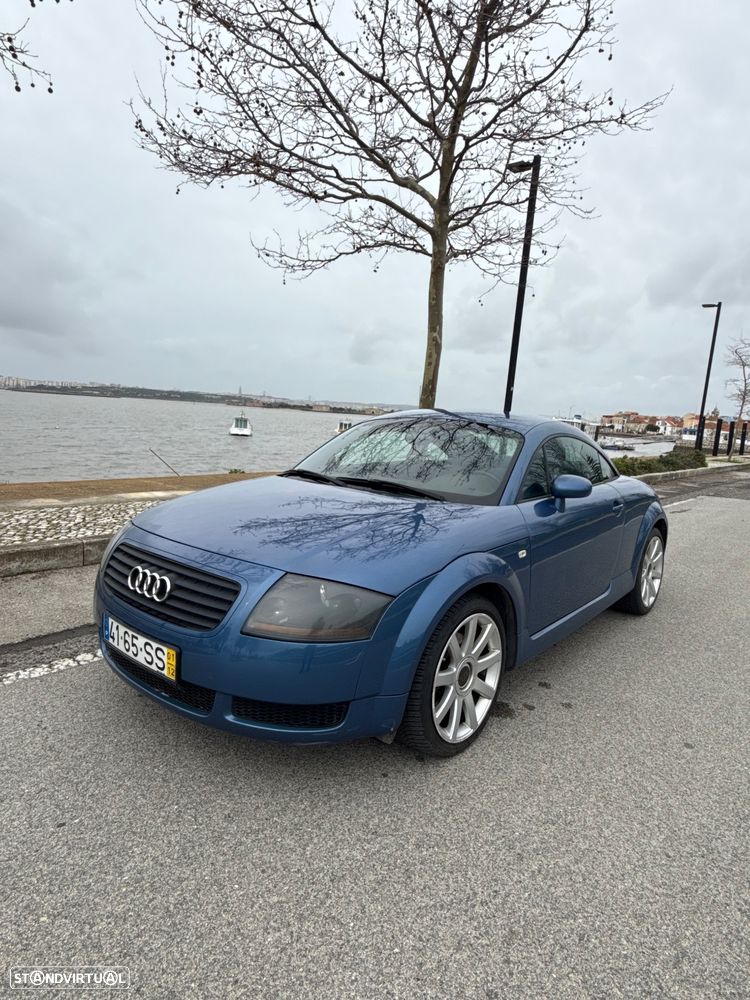 Audi TT Coupé 1.8 T - 2