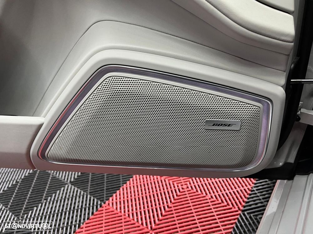 Porsche Panamera 4 S - 40