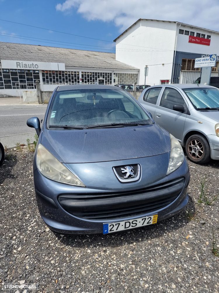 Peugeot 207 1.4 HDi Urban - 1
