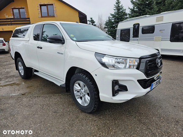 Toyota Hilux 2.4 D-4D Single Cab DLX 4x4