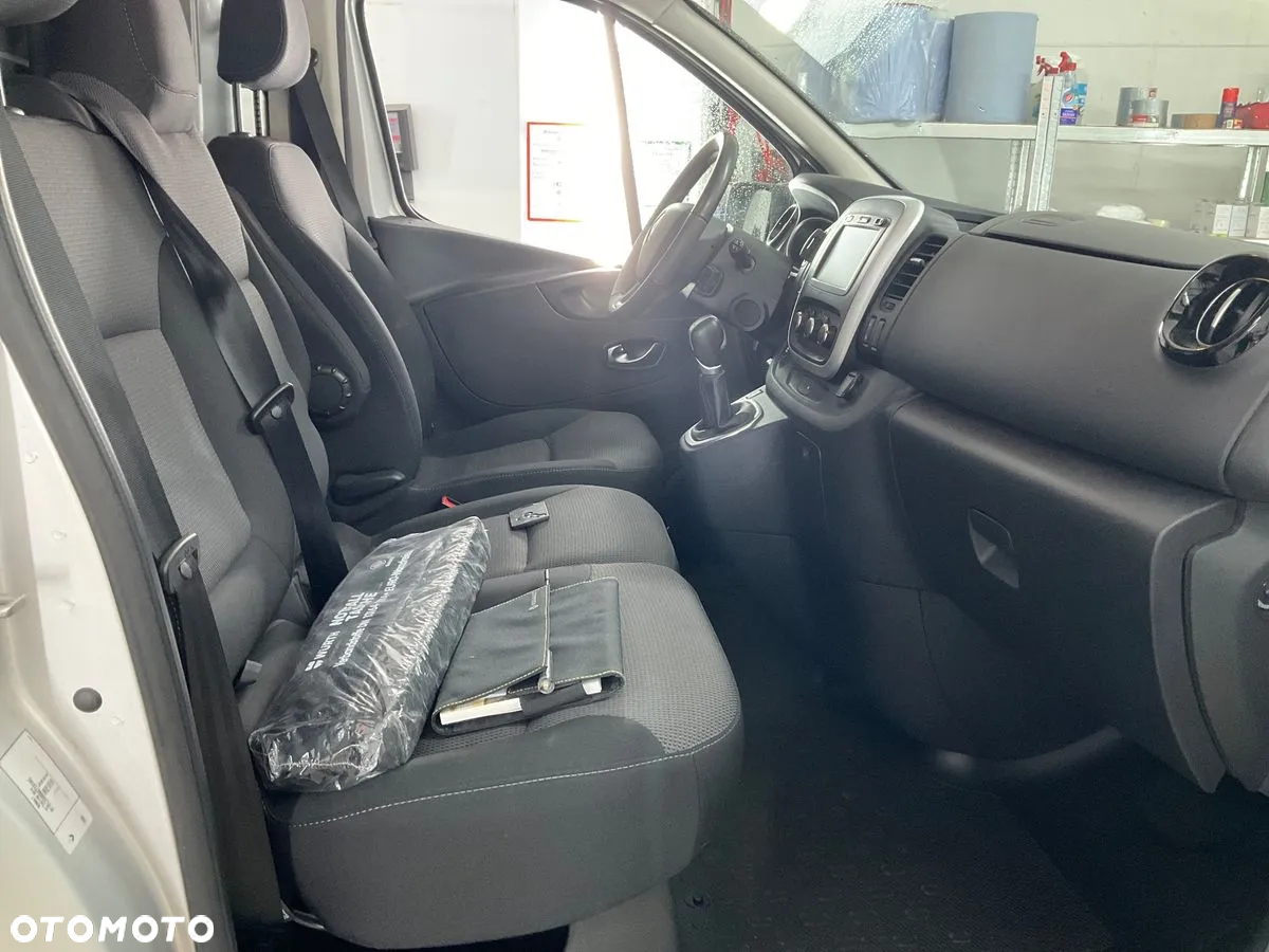 Renault trafic - 22