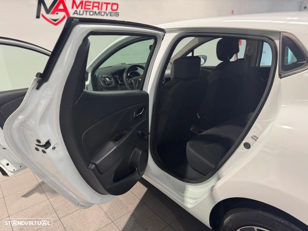 Renault Clio 1.5 dCi Confort 94g - 21