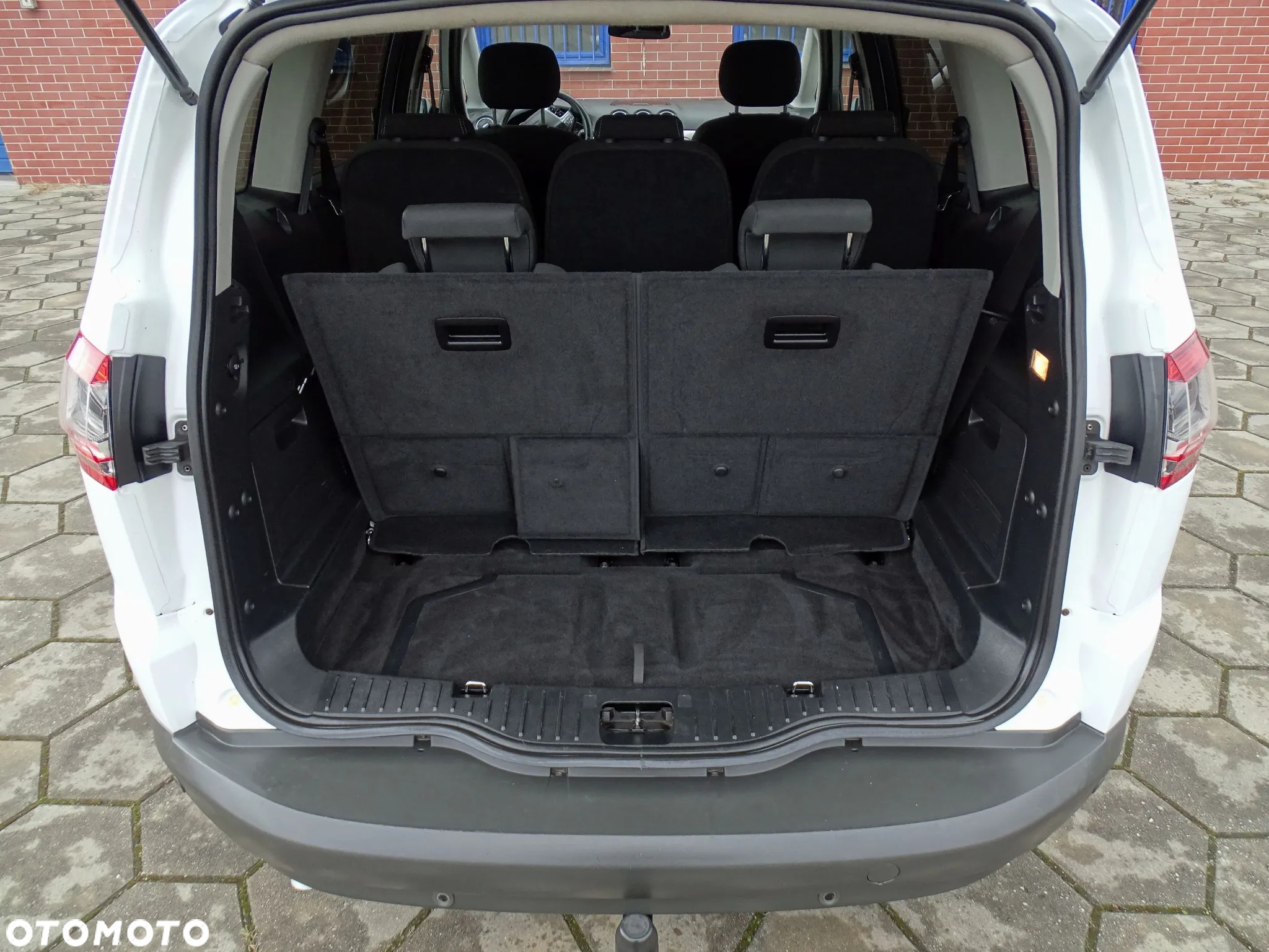 Ford S-Max 2.0 TDCi Titanium - 11