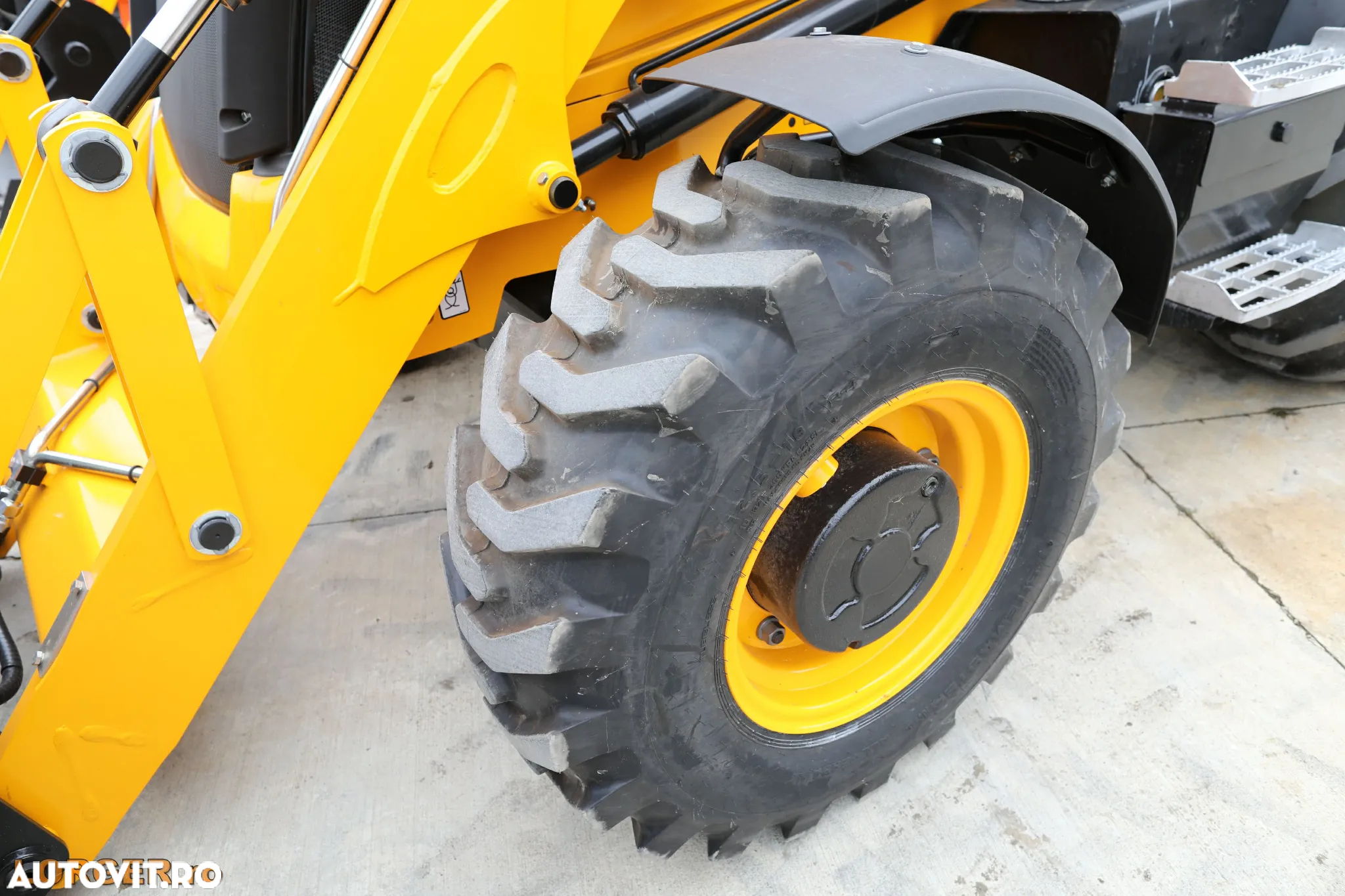 JCB 3CX 14L5WM - 13