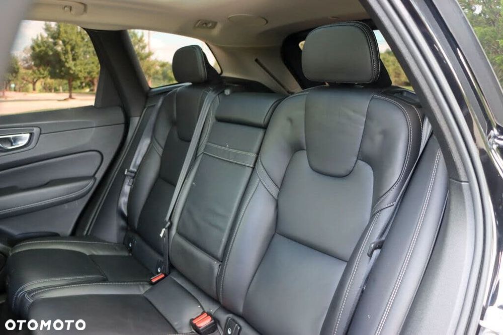Volvo XC 60 - 16