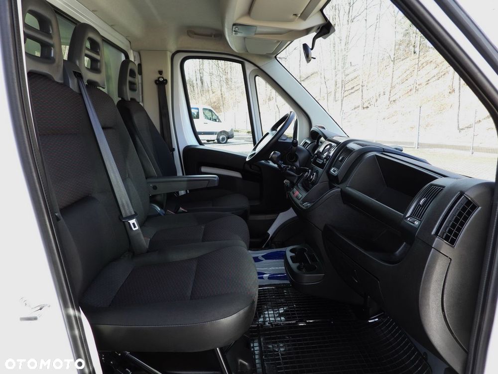 Peugeot BOXER CHŁODNIA KONTENER 0*C 8 PALET TEMPOMAT LEDY KLIMATYZACJA  140KM - 37
