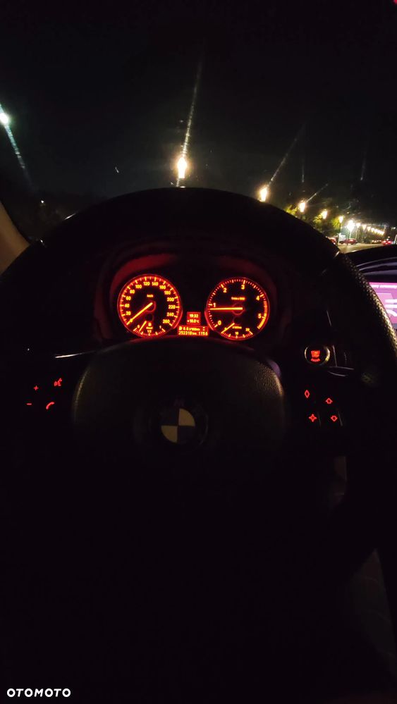 BMW Seria 3 320d Coupe - 11