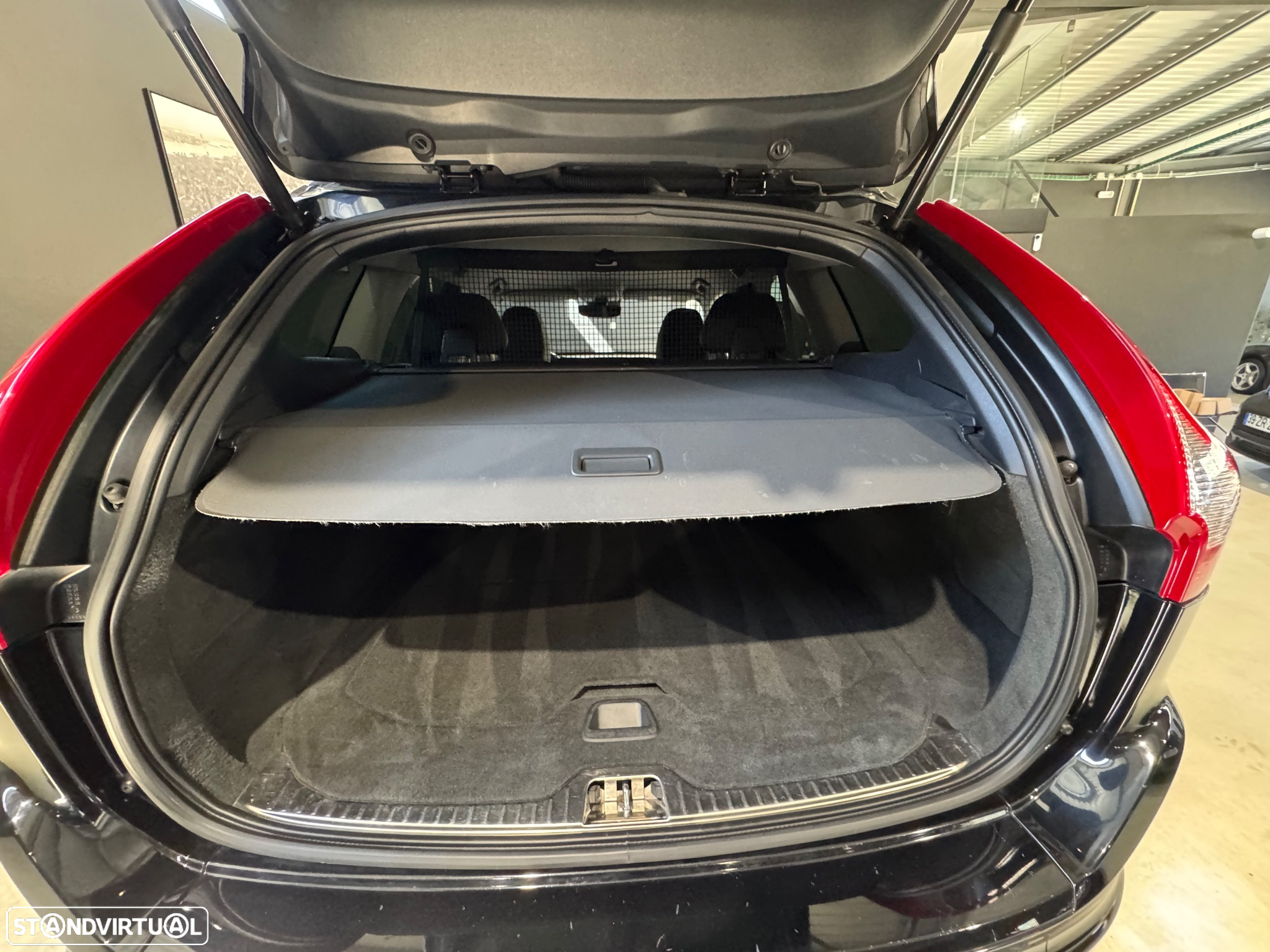 Volvo XC 60 2.0 D4 Momentum - 12
