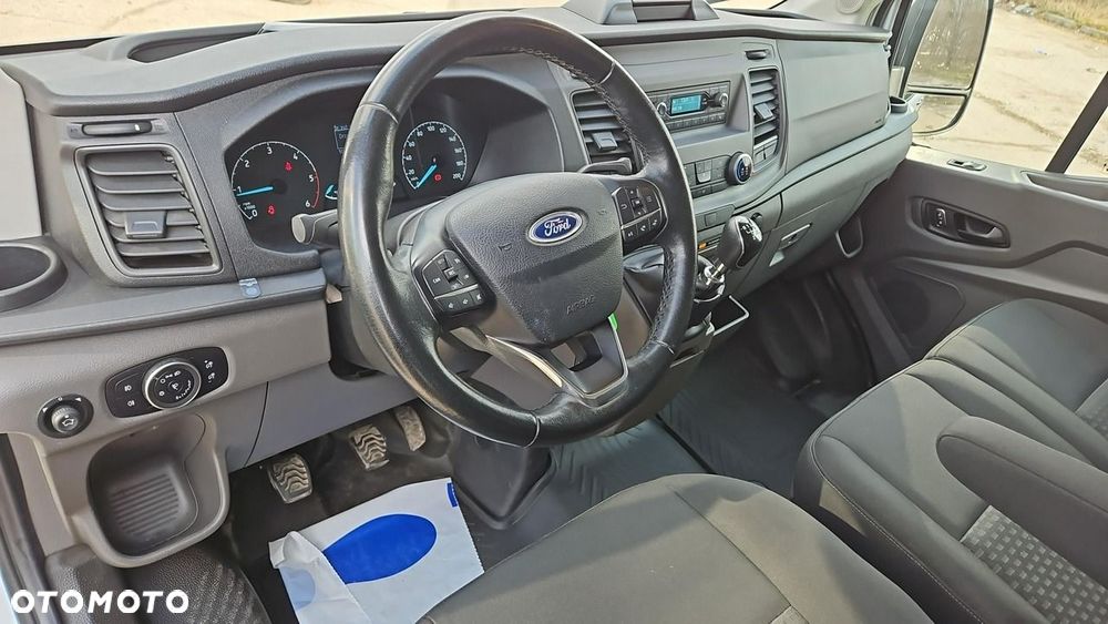 Ford Transit - 9
