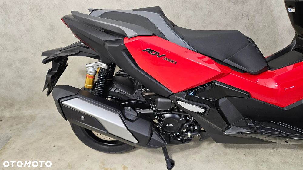 Honda ADV350 - 9