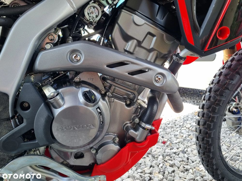 Honda CRF - 10