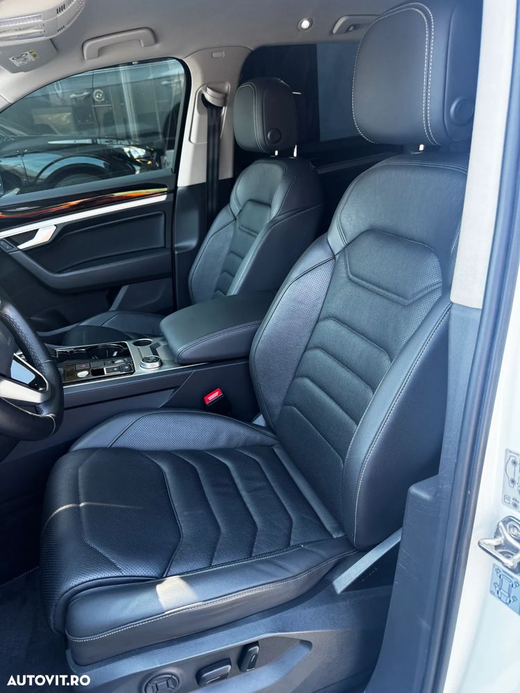 Volkswagen Touareg V6 TDI Elegance - 24