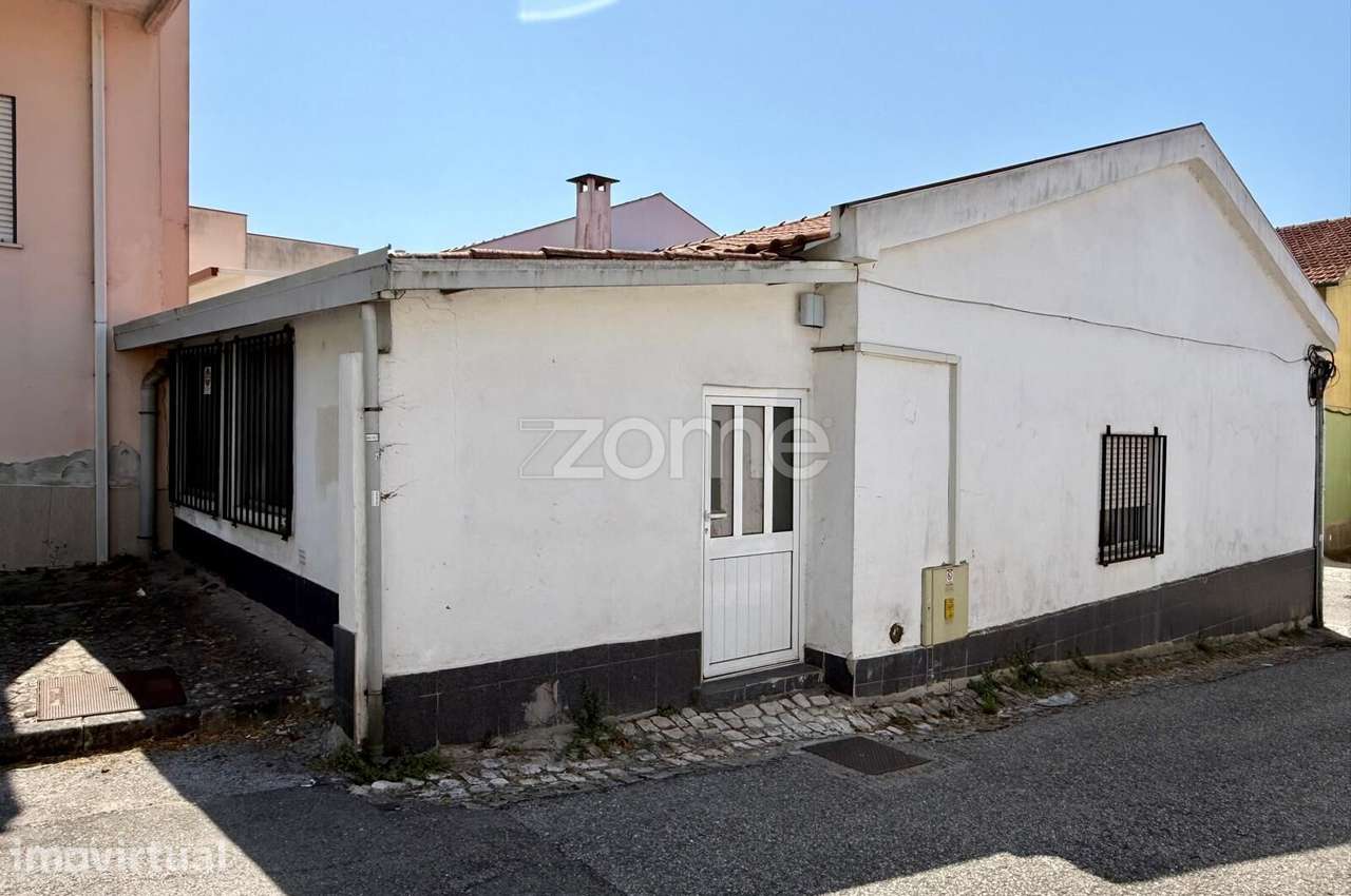 Moradia T3 Térrea, em Fala, São Martinho do Bispo - Grande imagem: 5/60