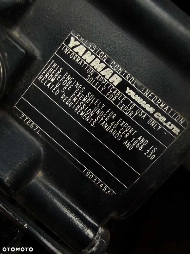 Yanmar SV08-1AS Japońska Minikoparka Gąsienicowa. Koparka 1,1 tony. Maszyna jak Nowa. 2017rok. Pochodzi z Norweskiego Gospodarstwa Ogrodniczego! 2 Rozsuwane Podwozie. Dokumentacja. Dodatkowe sekscje Hydrauliczne na młot lub wiertnice. Ani deka luzów czy wycieków. Szybkozłącze. Skrętne ramię. OKAZJA Zadbana Maszyna! Bardzo oszczędny silnik Yanmar. Mocne pompy Hydrauliczne!! 851mtg. Ani deka luzów czy wycieków, Aktualna Dekra. Po serwisach! - 12