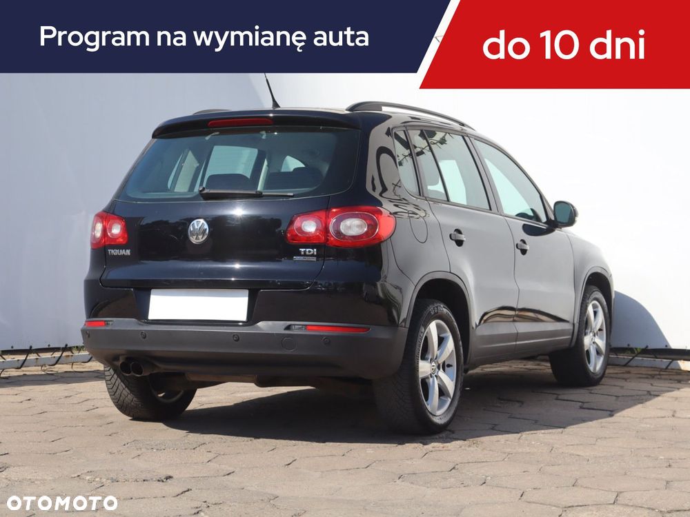 Volkswagen Tiguan - 7