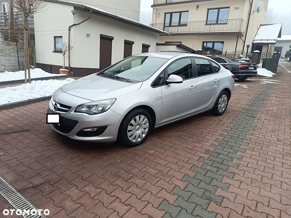 Opel Astra 1.6 Cosmo - 9