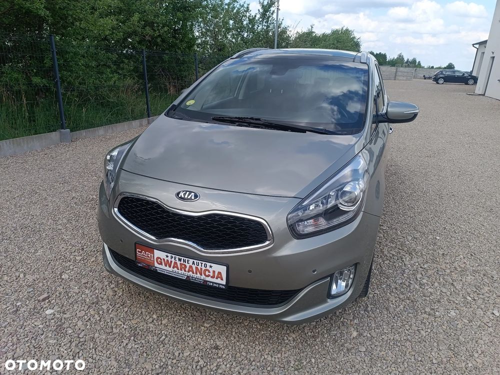 Kia Carens 1.7 CRDi 115 Dream Team Edition - 1