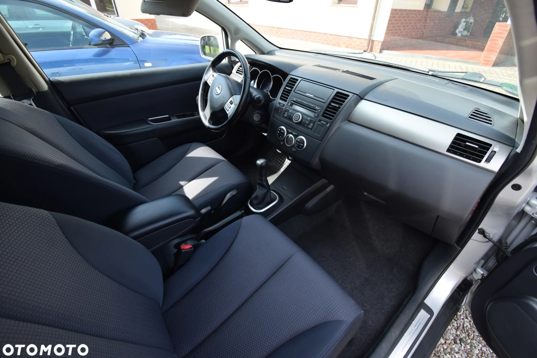 Nissan Tiida 1.6 Acenta - 17