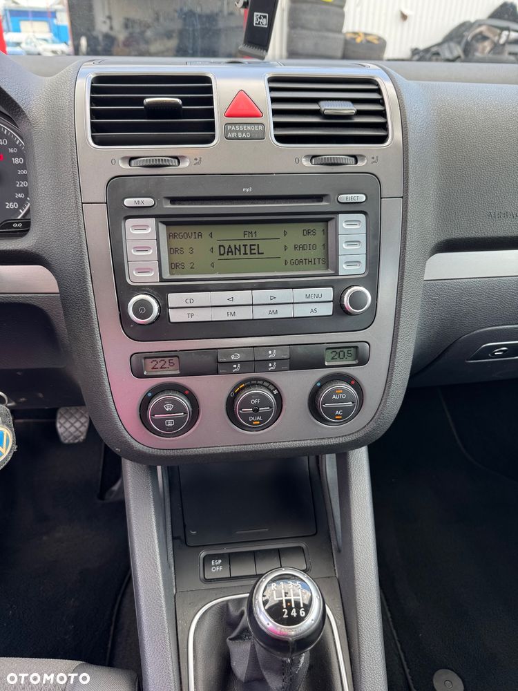 Volkswagen Golf 2.0 FSI 4Motion Comfortline - 10