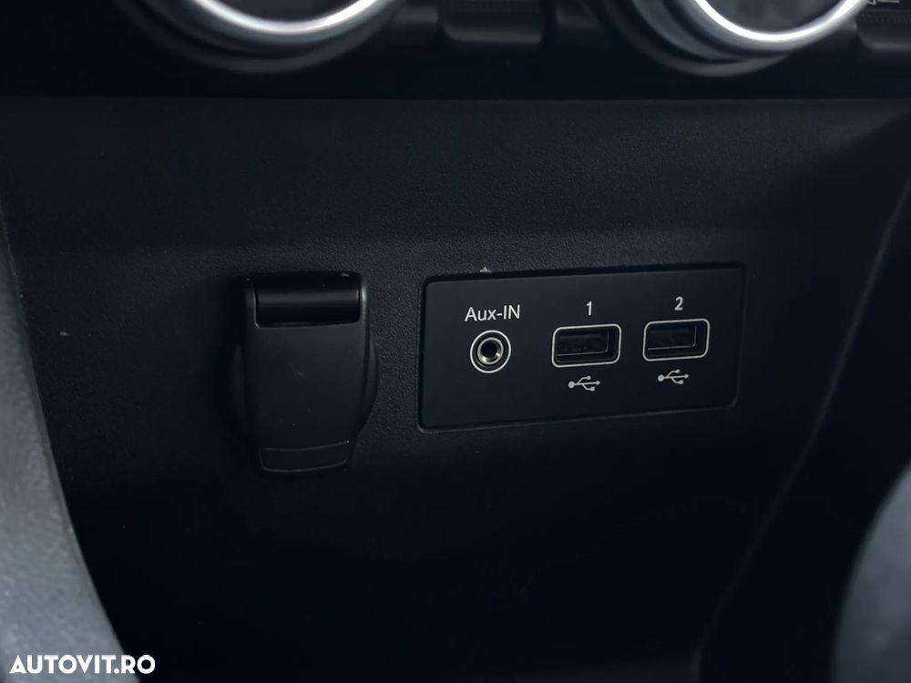 Renault Clio E-TECH Hybrid 140 BUSINESS EDITION - 18