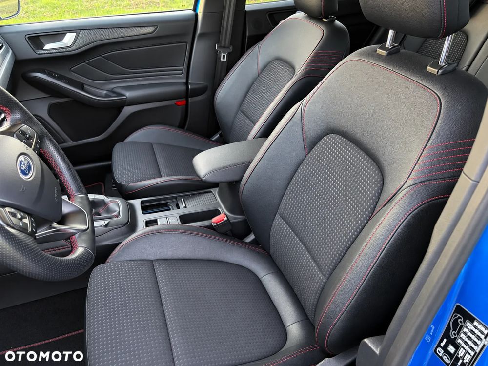 Ford Focus 2.0 EcoBlue ST-Line Business - 15