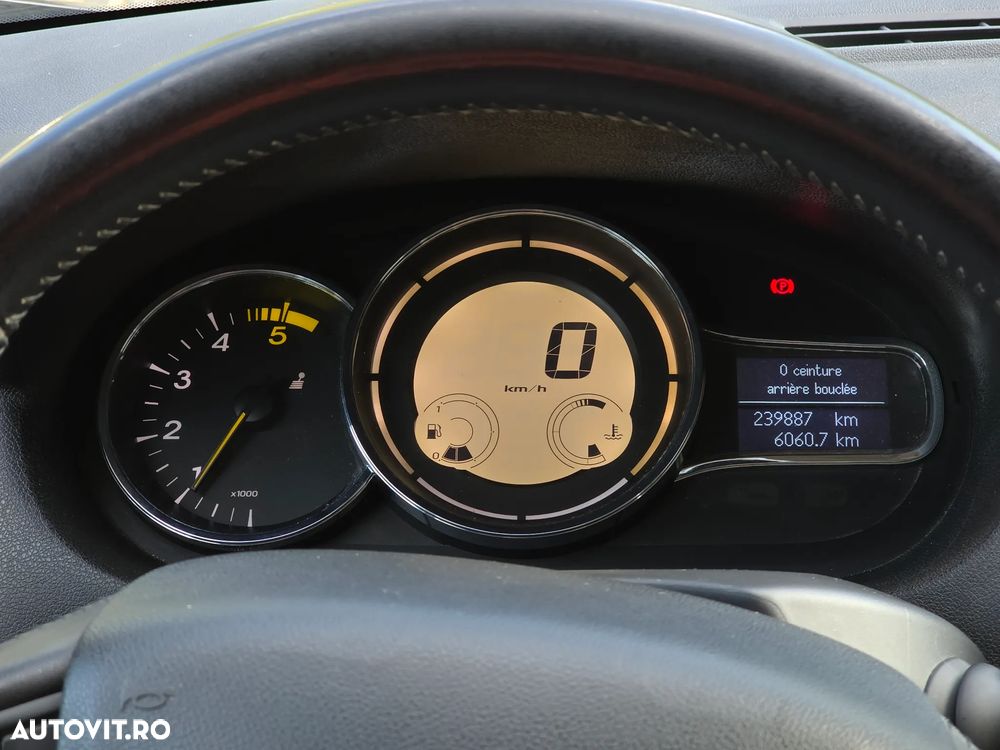 Renault Megane ENERGY dCi 110 LIMITED - 24