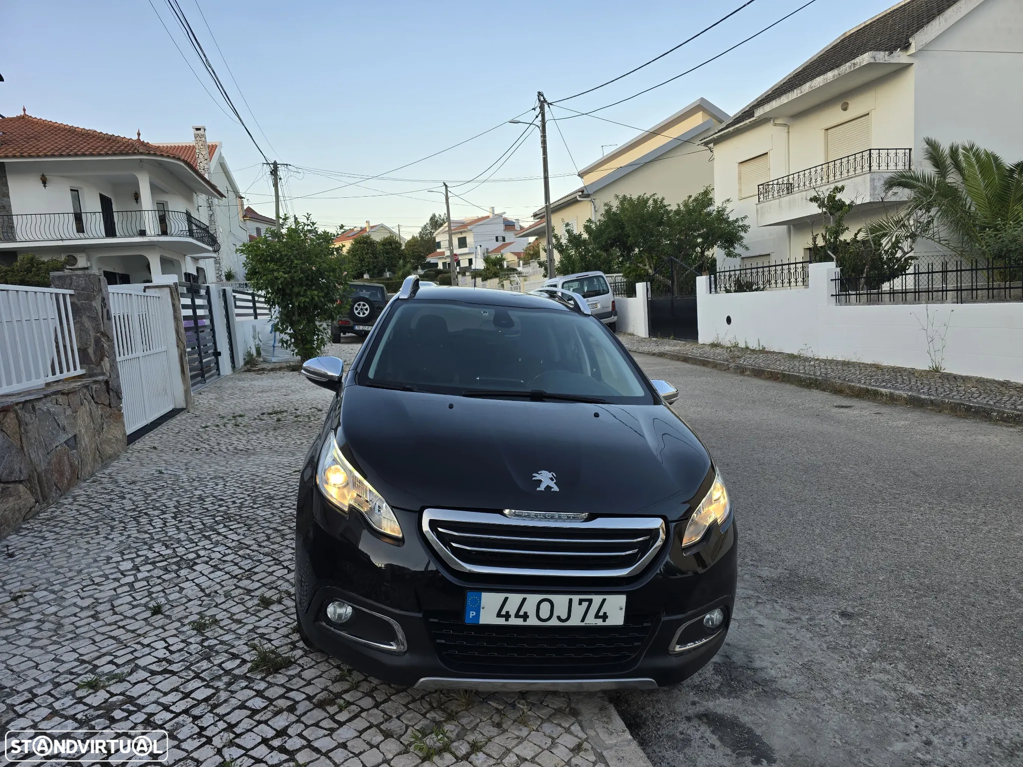 Peugeot 2008 1.6 e-HDi Allure - 2