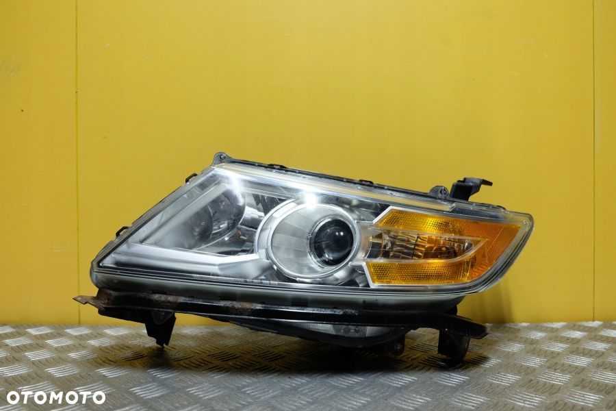 HONDA ODYSSEY 2011- REFLEKTOR LAMPA XENON LEWA JASNA USA - 1