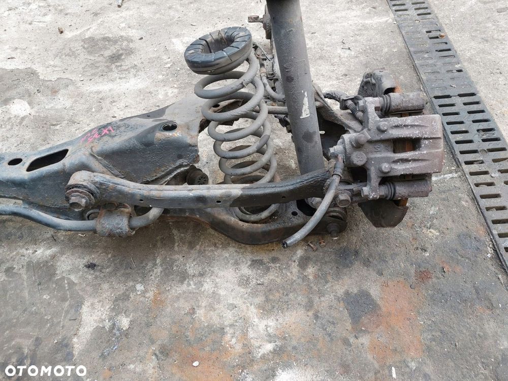 sanki belka zawieszenia tyl kia sportage iii hyundai ix35 2010- 2wd - 5