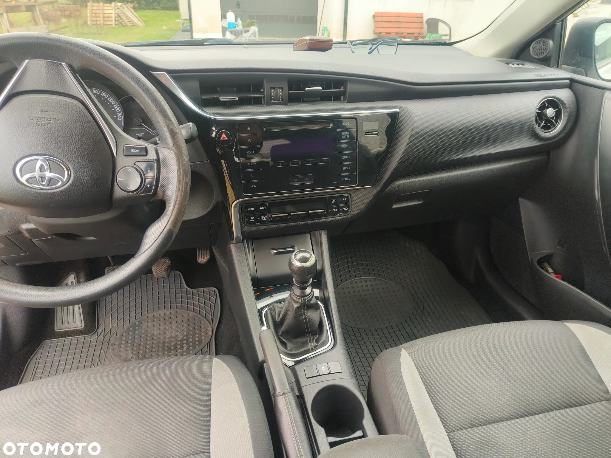 Toyota Auris 1.4 D-4D Active - 6