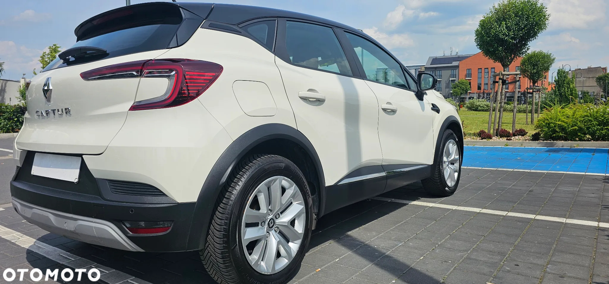Renault Captur 1.5 Blue dCi Intens EDC - 11