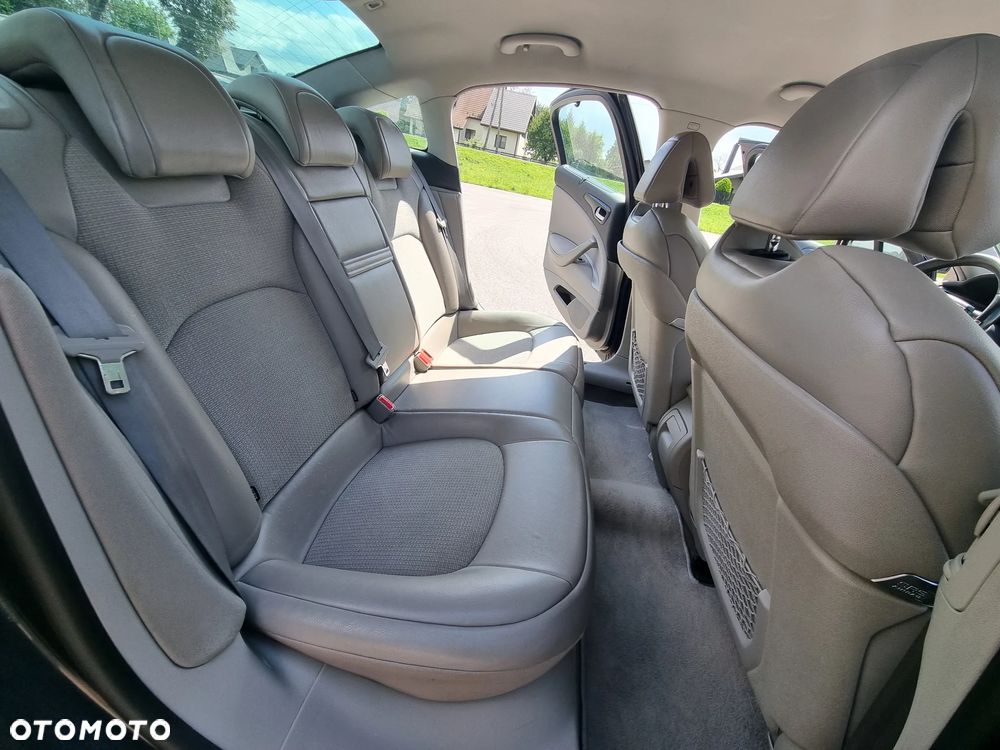 Citroën C5 2.2 HDi Exclusive - 23