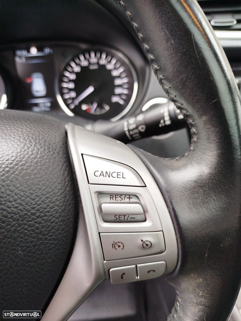 Nissan Qashqai 1.5 dCi Tekna Premium Pele - 17