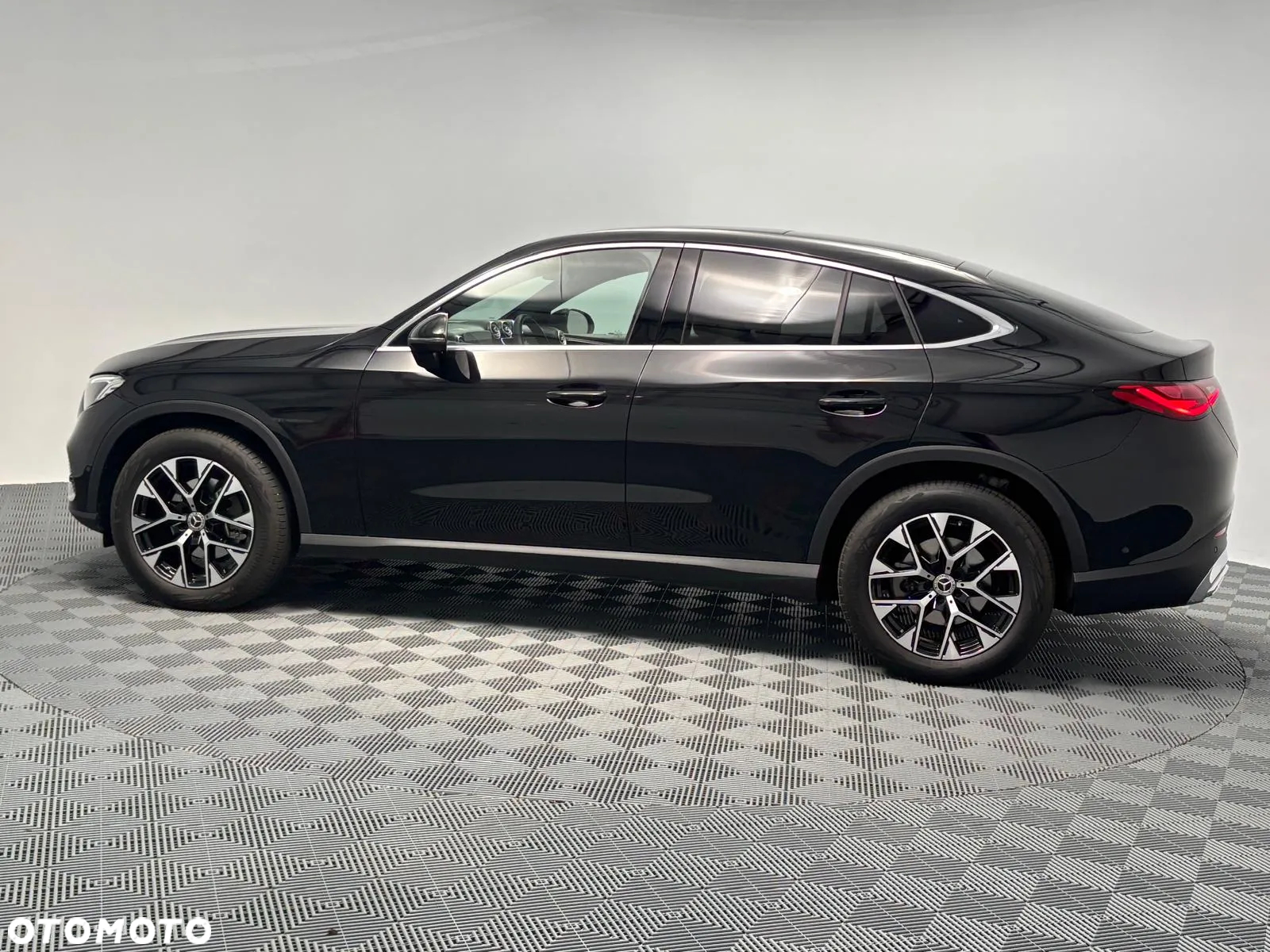 Mercedes-Benz GLC - 5
