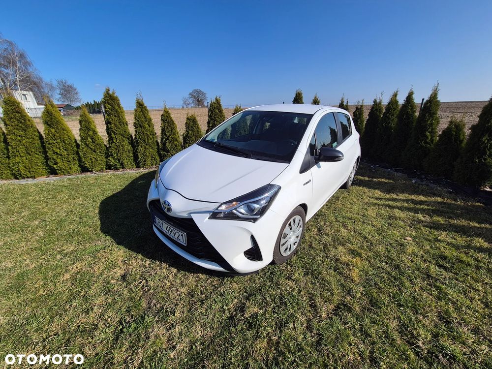 Toyota Yaris Hybrid 100 Active EU6 - 14