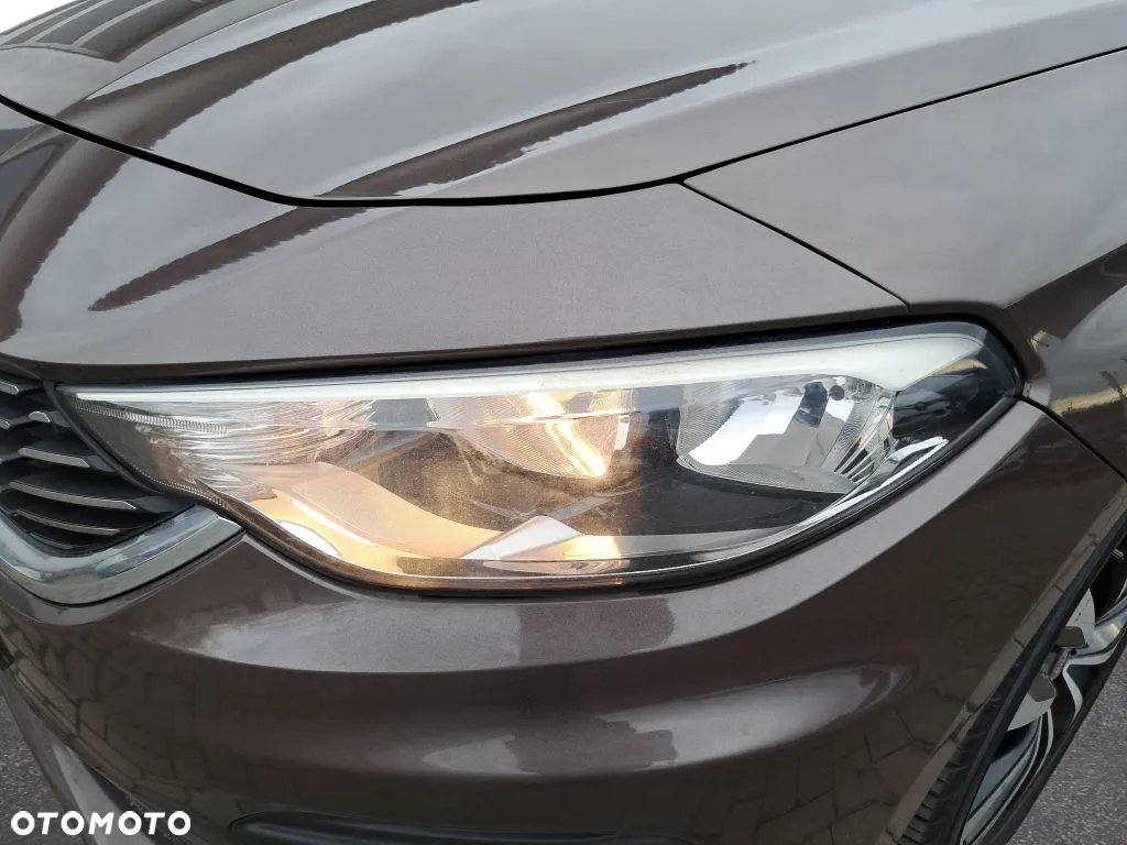 Fiat Tipo 1.6 MultiJet 16v Lounge - 10