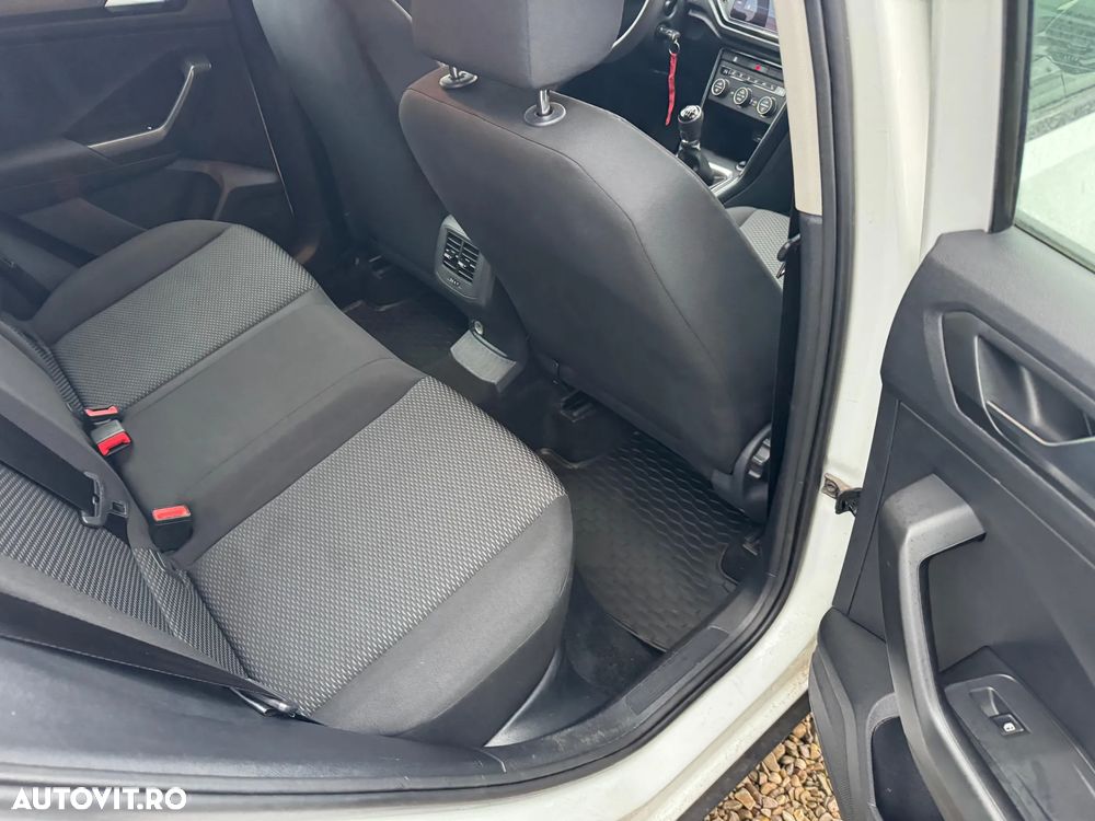 Volkswagen T-Roc 1.0 TSI Design - 11