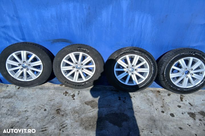 Jante aliaj cu anvelope 15 - set 5K0601025J 195/65 R15 6.5JX15H2 ET50 - 1