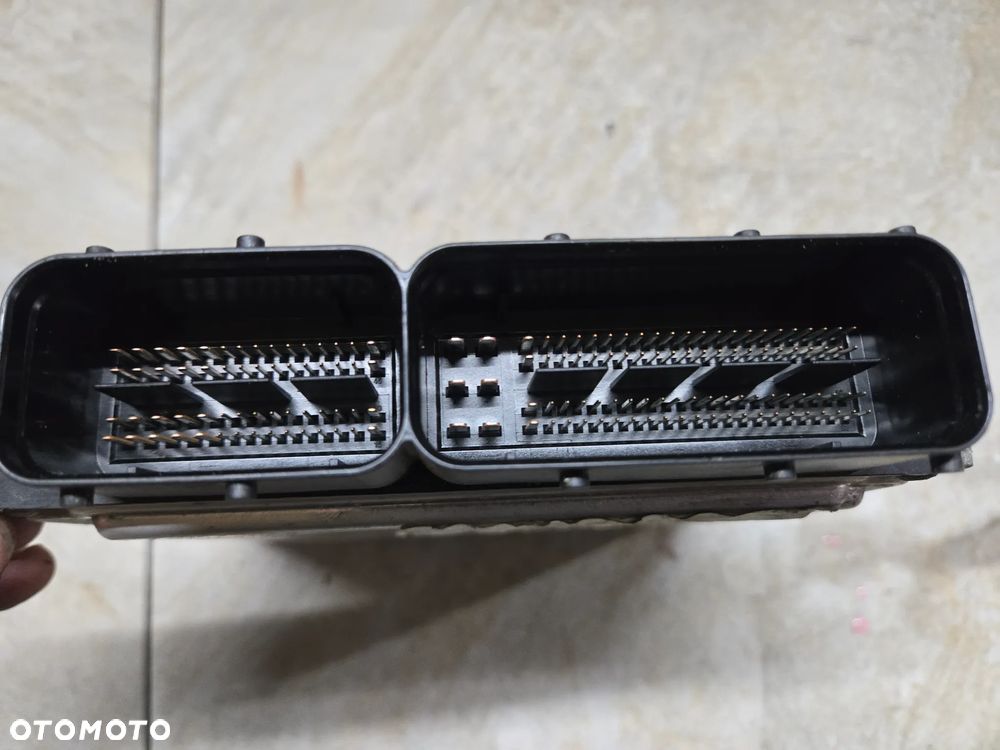 STEROWNIK SILNIKA 2.0 TDI 04L907309 0281019173 - 3