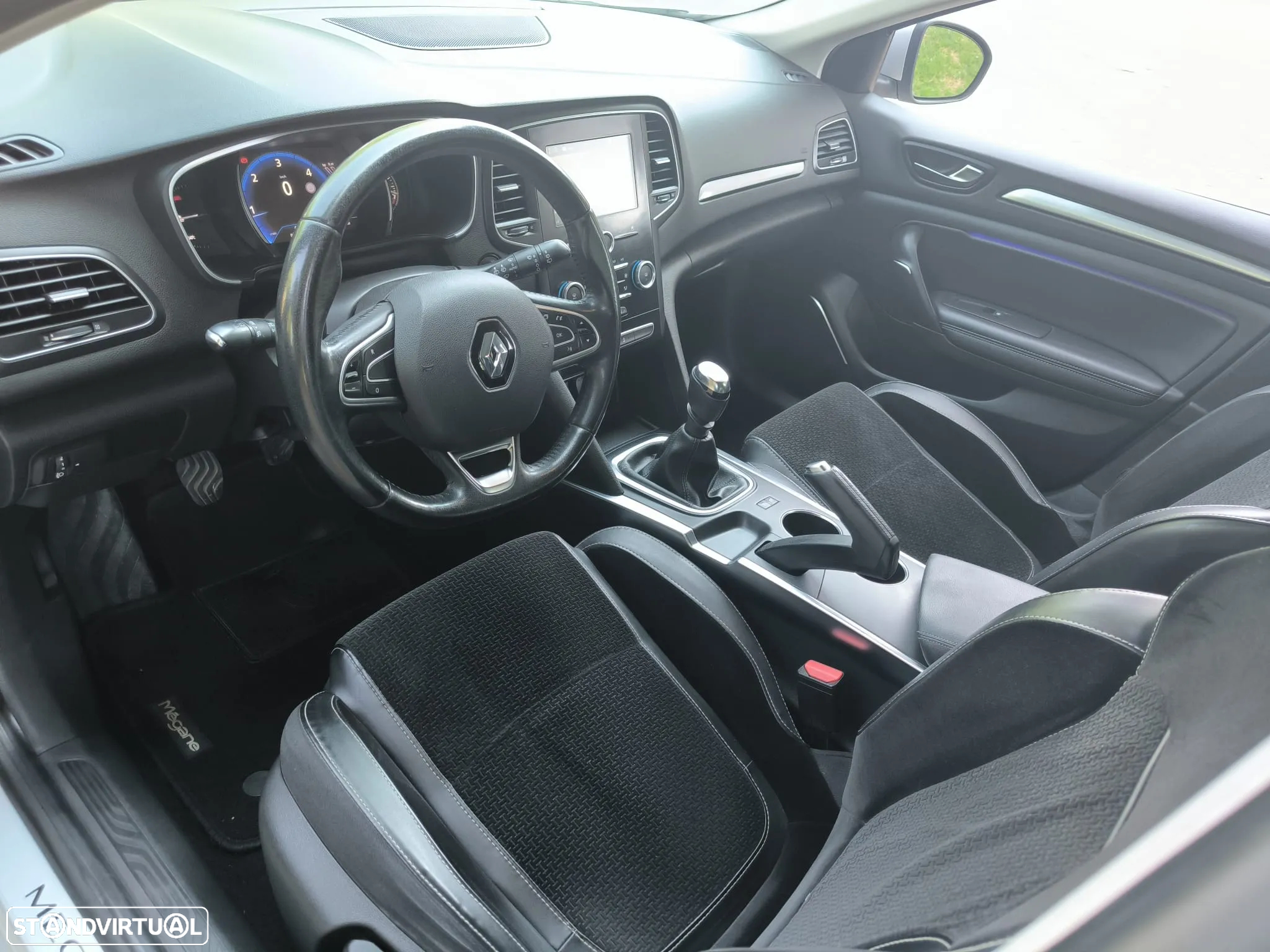 Renault Mégane Sport Tourer 1.5 dCi Intens - 15