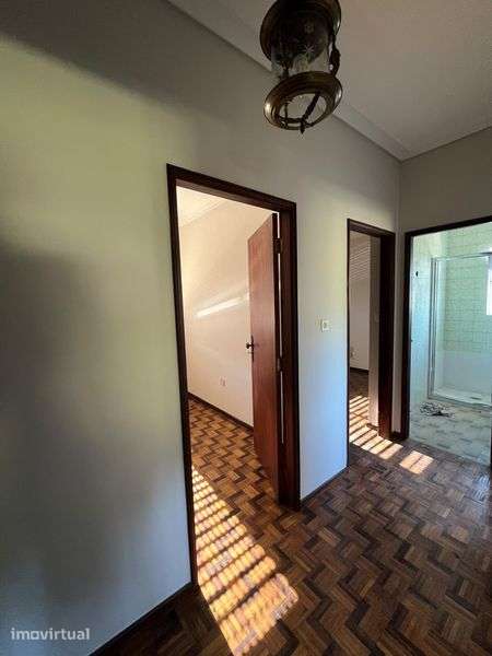 Apartamento T2 renovado - Grande imagem: 3/6